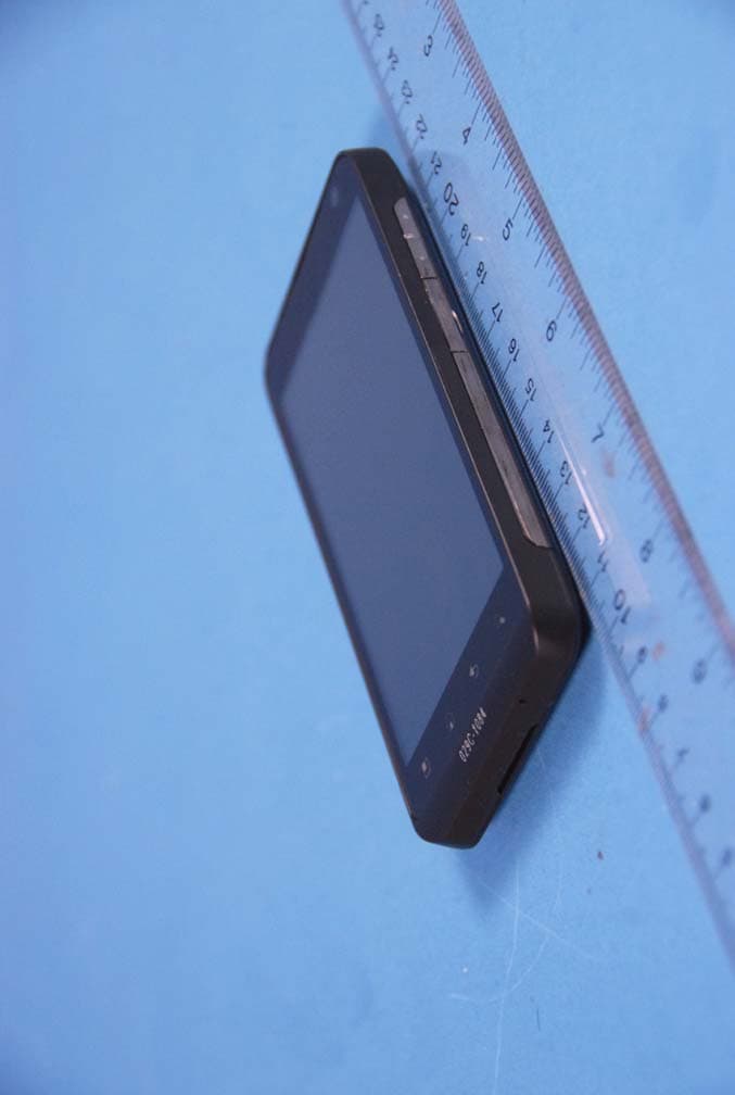 Cellular/PCS CDMA and 700 MHz LTE Phone with WLAN and Bluetooth - FCC ID BEJVS910 - LG Electronics USA, Inc. (2)