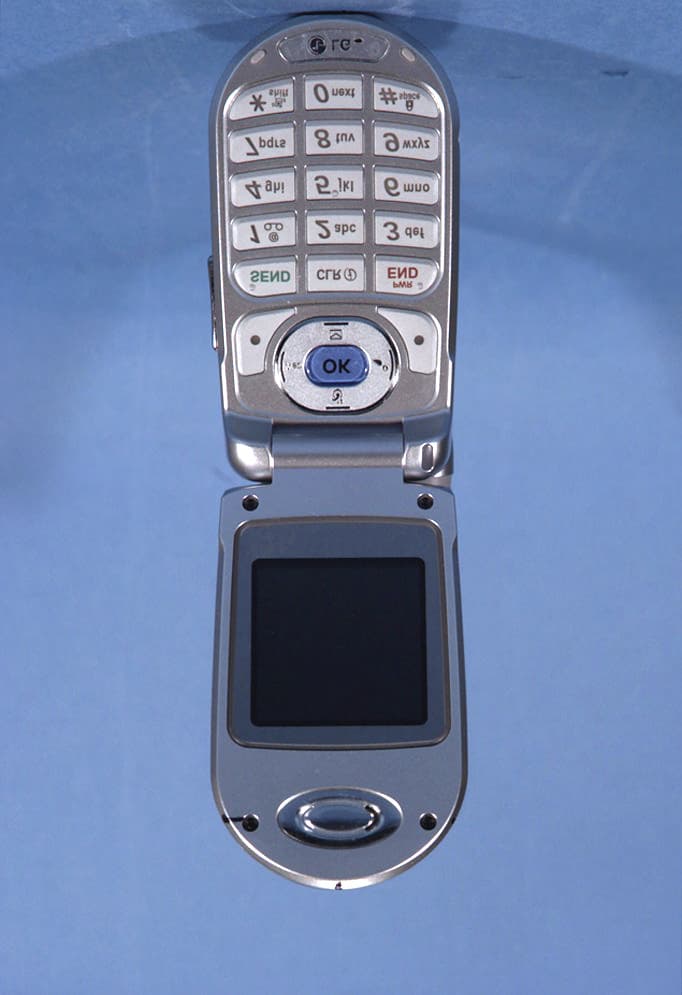Tri-Mode Dual-Band Cellular PCS Phone (AMPS/ CDMA) - FCC ID BEJVX3200 - LG Electronics USA, Inc. (2)