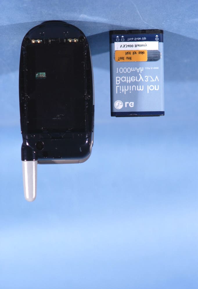 Tri-Mode Dual-Band Analog/ PCS Phone (AMPS/ CDMA) - FCC ID BEJVX3400 - LG Electronics USA, Inc. (5)