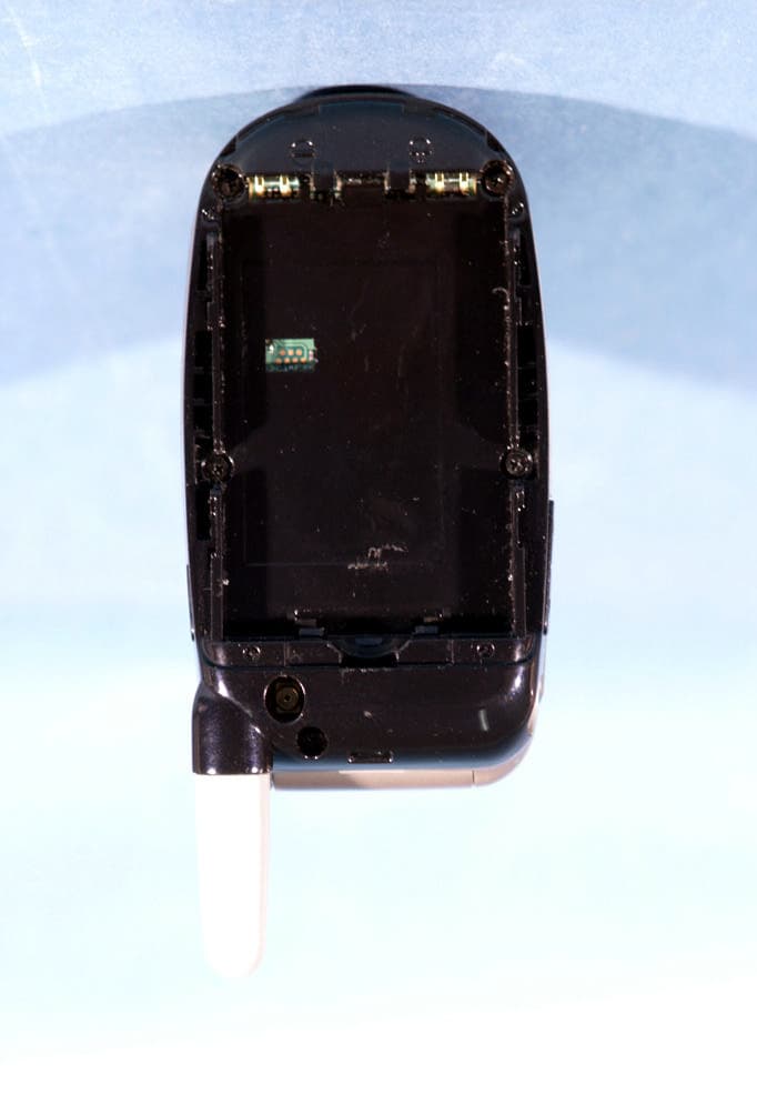 Tri-Mode Dual-Band Analog/ PCS Phone (AMPS/ CDMA) - FCC ID BEJVX3400 - LG Electronics USA, Inc. (4)