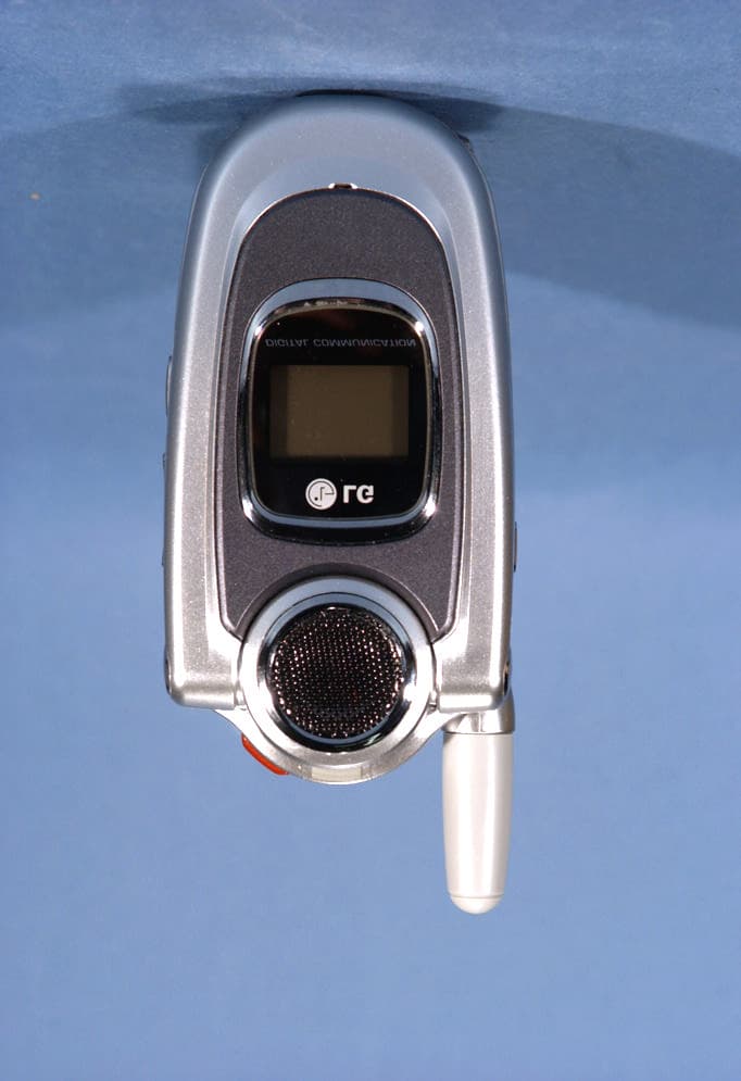 Tri-Mode Dual Band Cellular/ PCS Phone (AMPS/CDMA) - FCC ID BEJVX4700 - LG Electronics USA, Inc. (3)