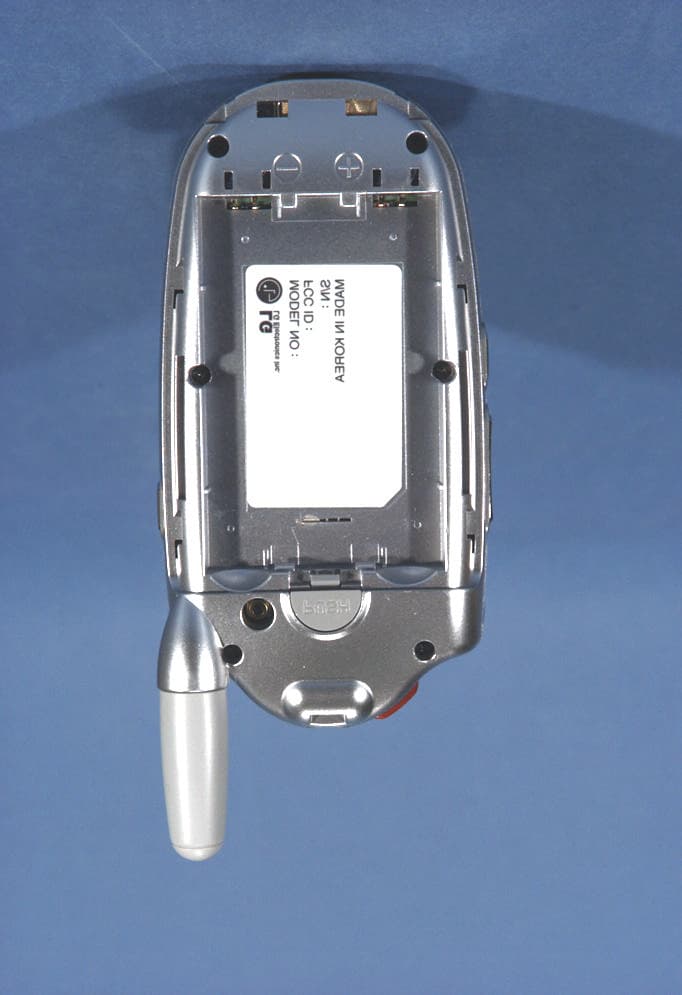 Tri-Mode Dual Band Cellular/ PCS Phone (AMPS/CDMA) - FCC ID BEJVX4700 - LG Electronics USA, Inc. (2)