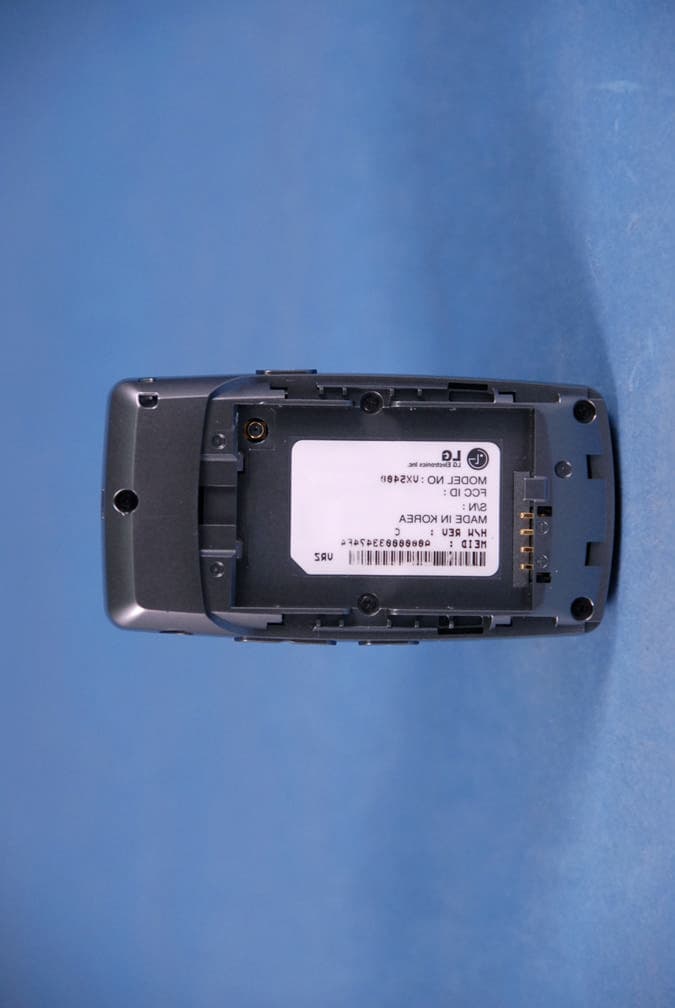 Cellular/ PCS AMPS/ CDMA Phone with Bluetooth - FCC ID BEJVX5400 - LG Electronics USA, Inc. (4)