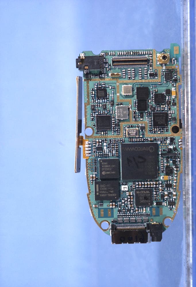 Tri-Mode Dual-Band Cellular PCS Phone (AMPS/ CDMA) - FCC ID BEJVX6100 - LG Electronics USA, Inc. (2)