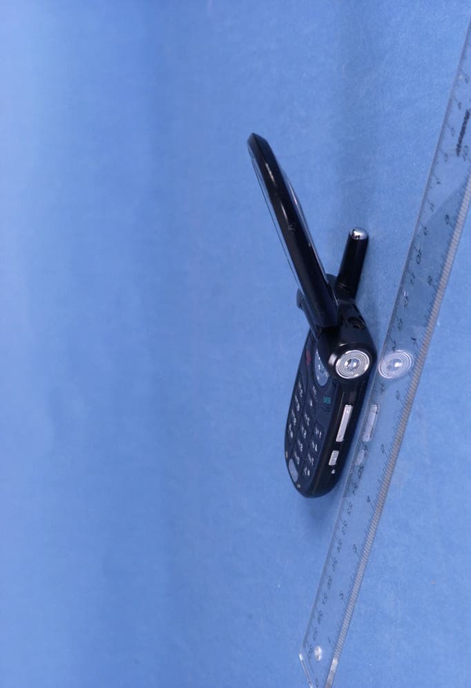 Dual-Band CDMA Phone with Bluetooth - FCC ID BEJVX8300 - LG Electronics USA, Inc. (5)