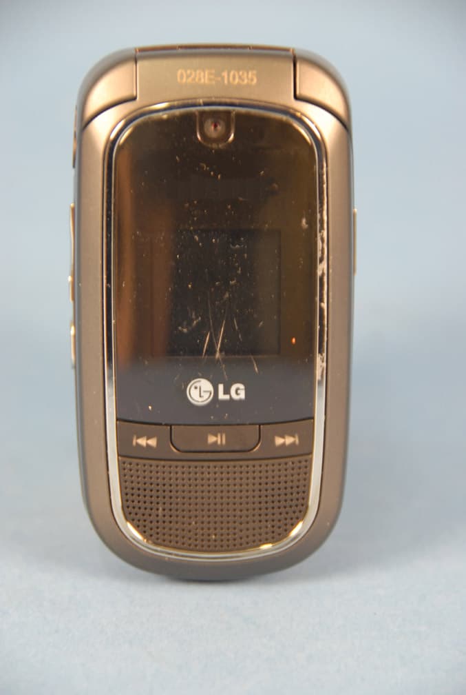 Cellular/PCS CDMA Phone with Bluetooth - FCC ID BEJVX8360 - LG Electronics USA, Inc. (3)