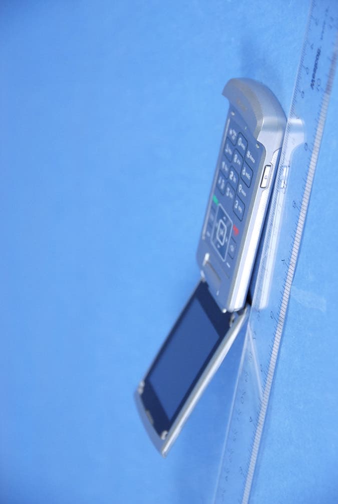 Cellular/PCS CDMA Phone with Bluetooth - FCC ID BEJVX8700 - LG Electronics USA, Inc. (2)