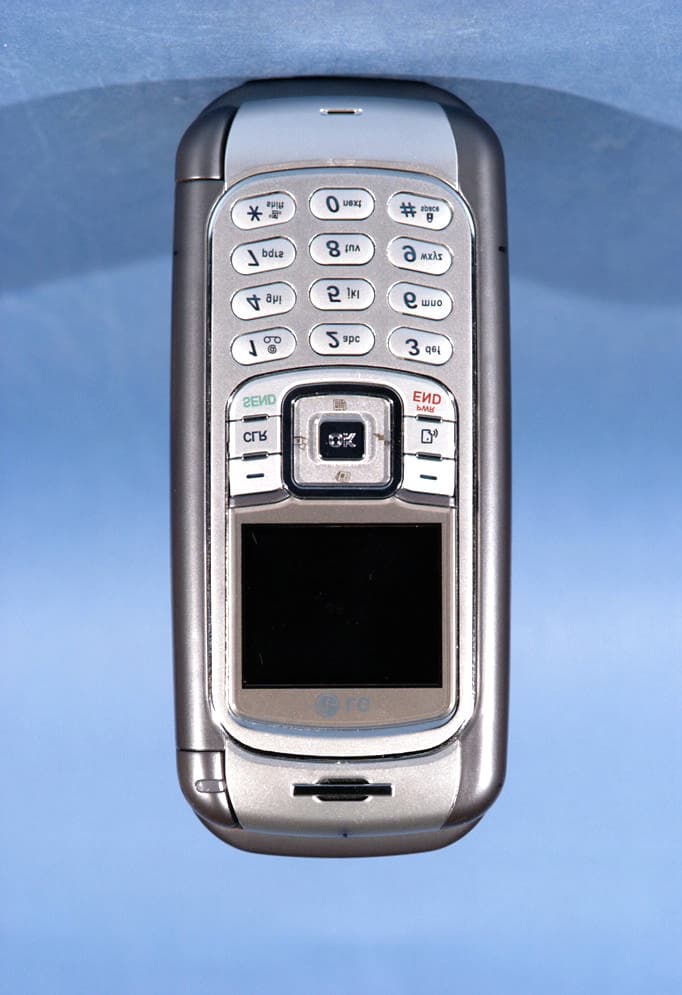 Dual-Band CDMA Phone with Bluetooth - FCC ID BEJVX9800 - LG Electronics USA, Inc. (2)