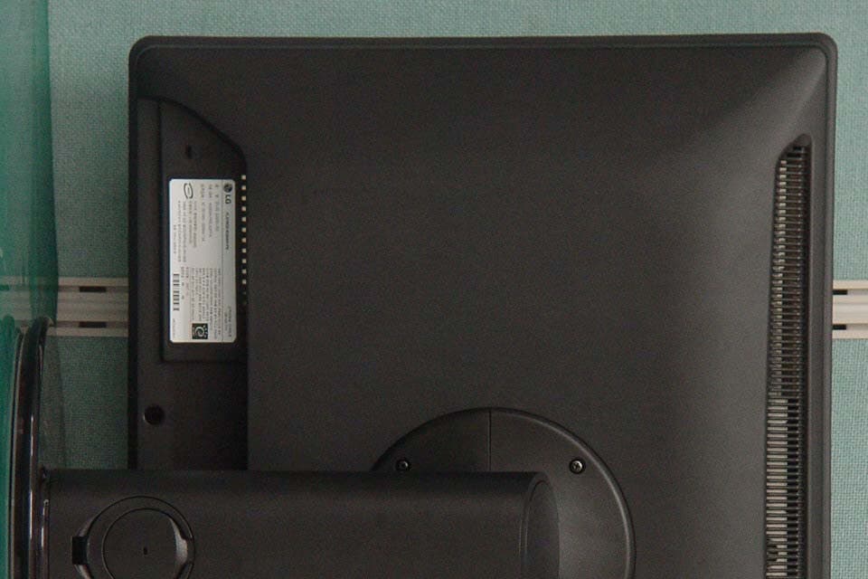 LCD Monitor - FCC ID BEJW2600HS - LG Electronics USA, Inc. (4)