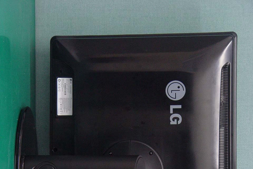 LCD MONITOR - FCC ID BEJW3000HS - LG Electronics USA, Inc. (2)