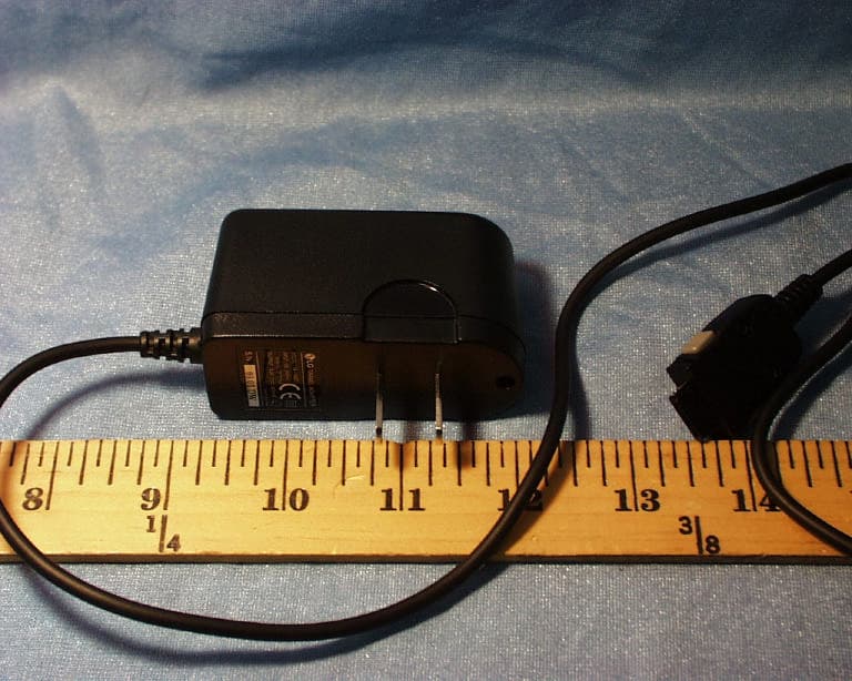 1900MHz GSM Cellular Phone - FCC ID BEJW3000S - LG Electronics USA, Inc. (2)