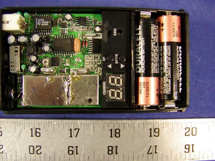 Bodypack Transmitter - FCC ID BEK9E3UB16 - Promark International, Inc. (2)