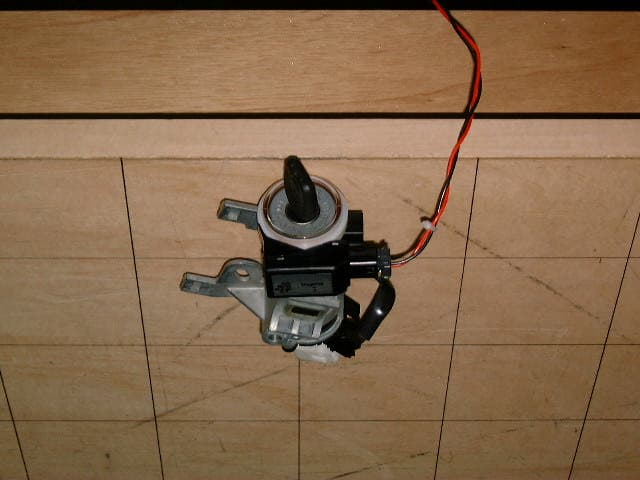 Car Immobilizer - FCC ID BGBX1T152IMB21102 - Mitsubishi Electric Corp