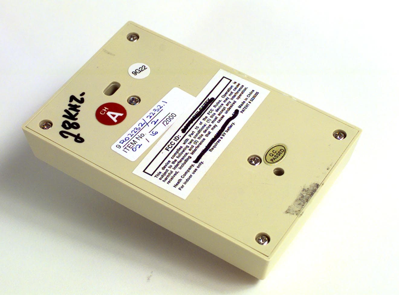 Remote Control Transmitter - FCC ID BJ4-61WRC33ATX - HeathCo LLC