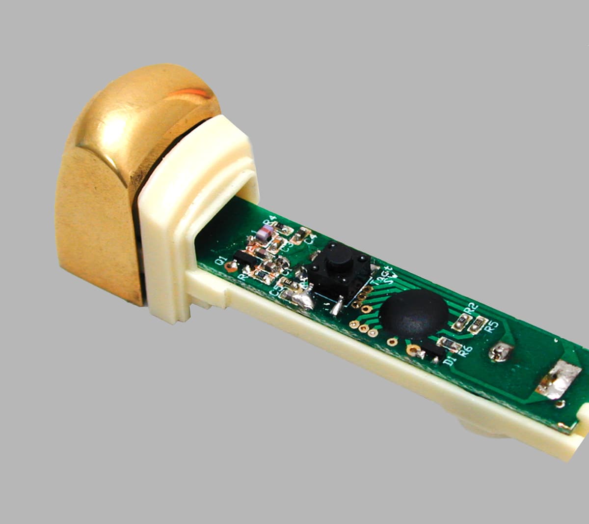 Wireless Remote Doorbell Transmitter - FCC ID BJ4-62WDB93TX - HeathCo LLC (2)