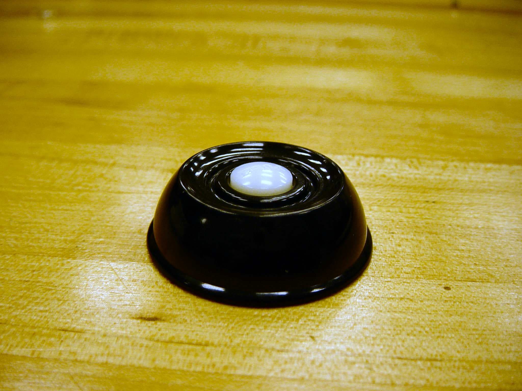 Wireless button - FCC ID BJ4-64WDB46TX - HeathCo LLC