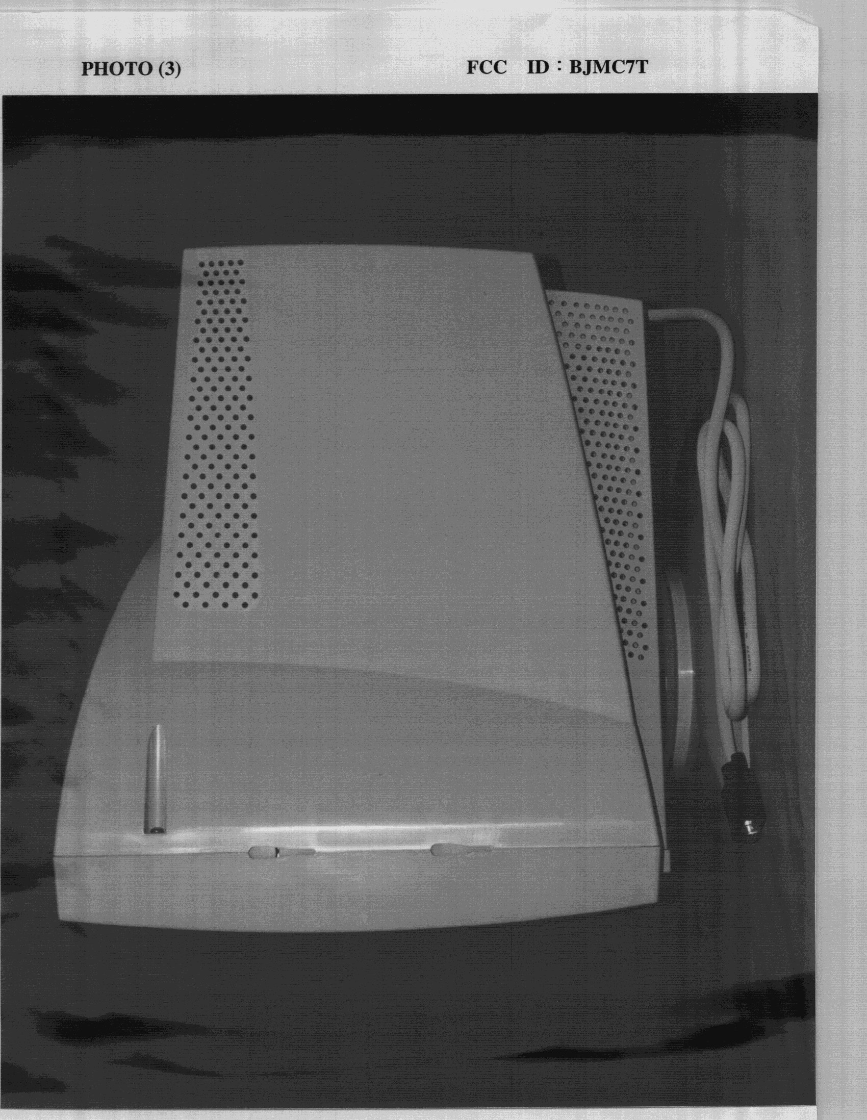 VGA Color Monitor - FCC ID BJMC7T - Tatung Company (3)