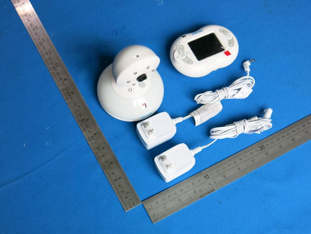 Talk and Soothe Vid Monitor - FCC ID BMWTFY7648C - TOMY International, Inc. (2)