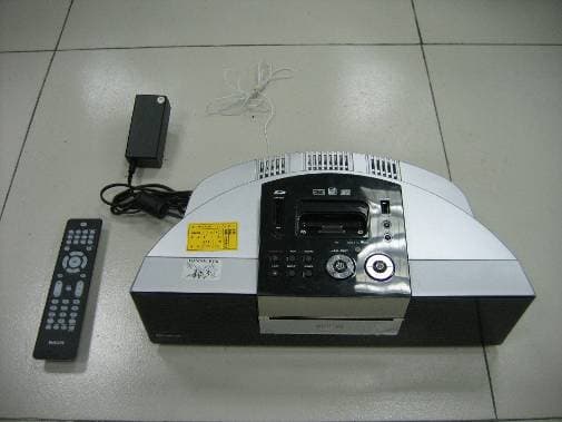 Bluetooth Micro System - FCC ID BOU-BTM630V37 - Philips Consumer Lifestyle (2)