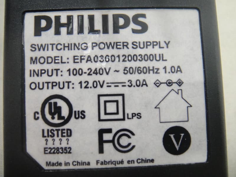 Wireless speaker with AirPlay - FCC ID BOU-DS3881W - Philips Consumer Lifestyle