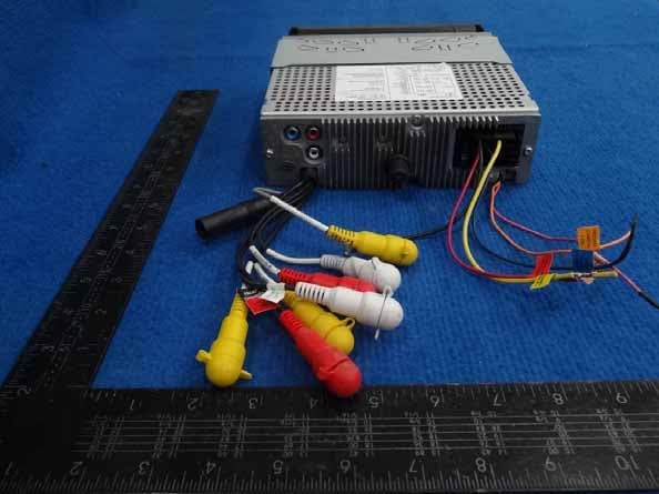 Car radio - FCC ID BOUCED380 - Philips Consumer Lifestyle (3)