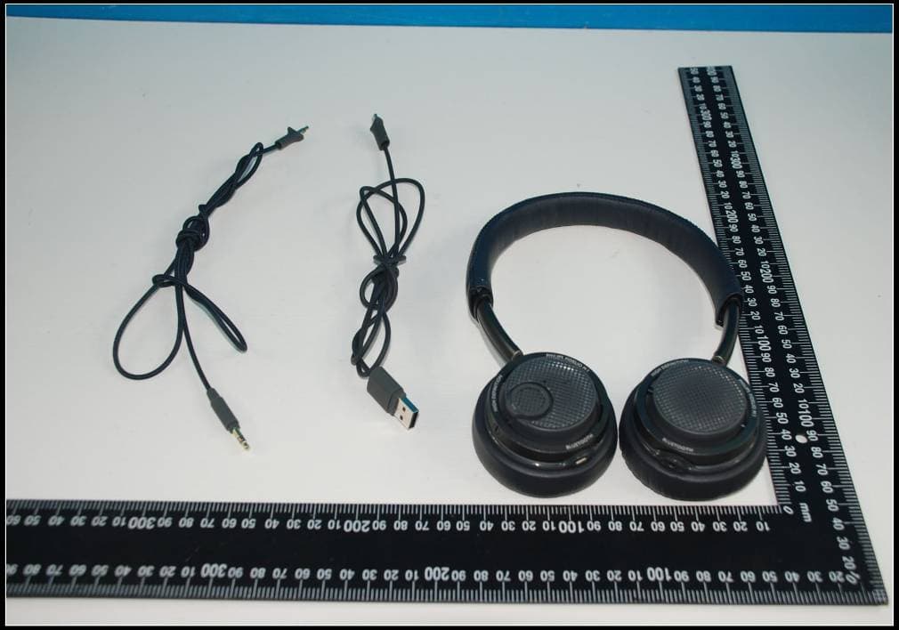Bluetooth headphone - FCC ID BOUM1BT - Philips Consumer Lifestyle