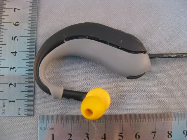Bluetooth Stereo Headset - FCC ID BOUSHB6000 - Philips Consumer Lifestyle (3)