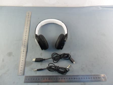 Bluetooth stereo headset - FCC ID BOUSHB9100 - Philips Consumer Lifestyle (5)