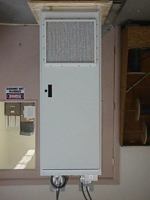 Broadcast Television Transmitter - FCC ID BQM22802332 - Acrodyne Industries, Inc. (1)
