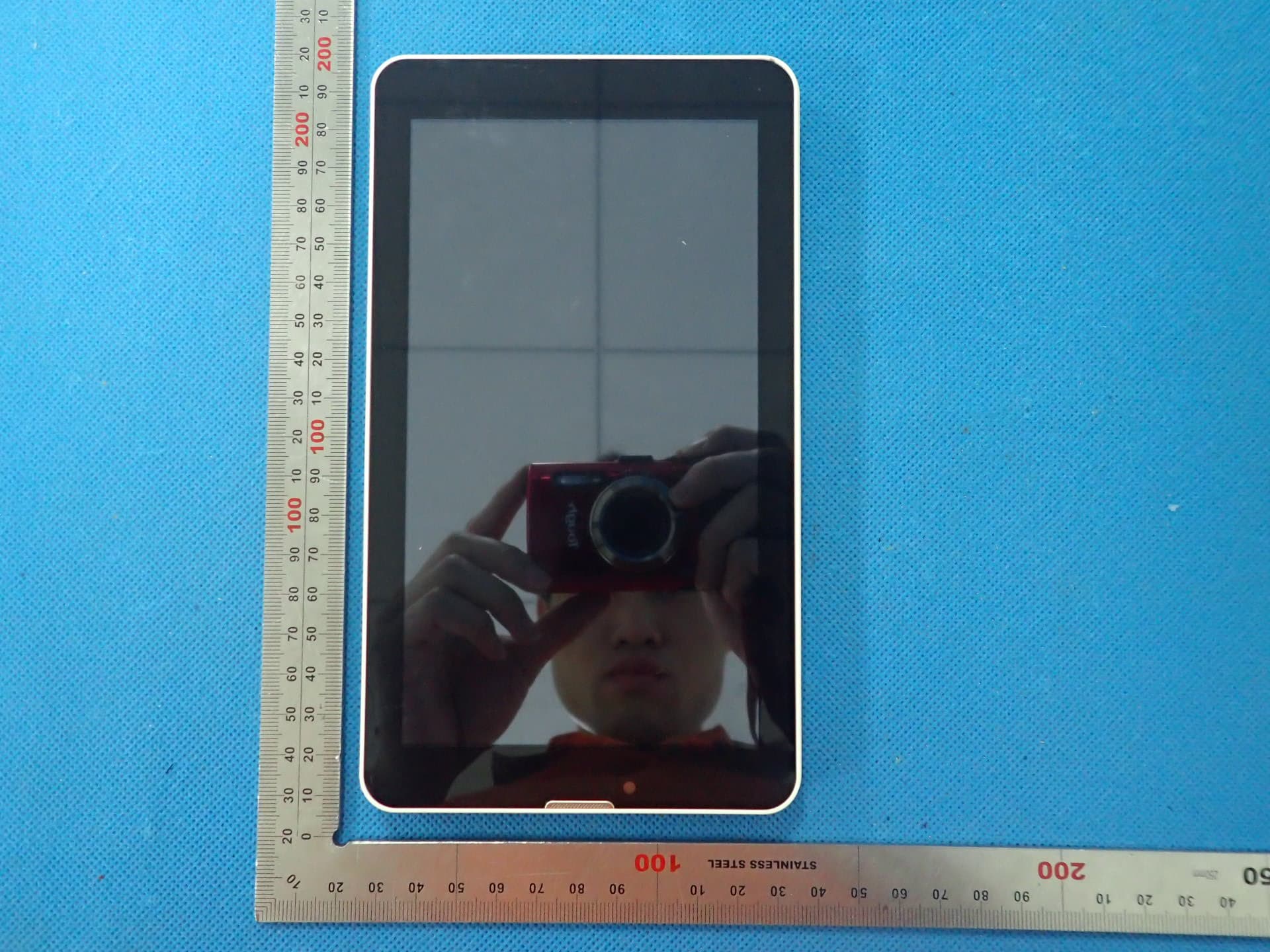 Tablet PC - FCC ID BRCPC7095ME - Kintech Co. Ltd