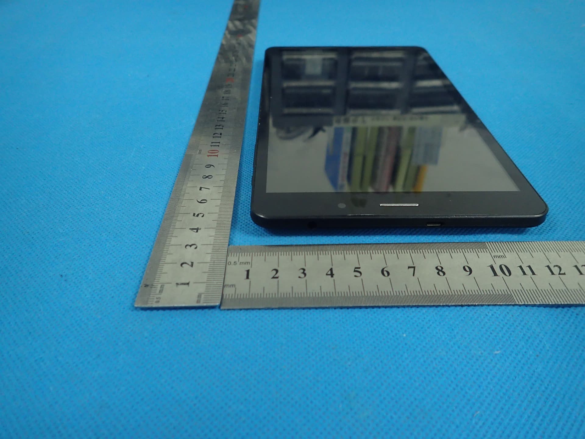 Tablet PC - FCC ID BRCPC8020 - Kintech Co. Ltd