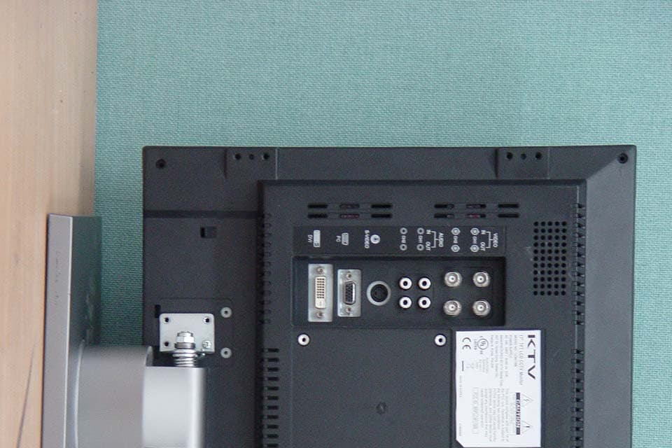 17" TFT LCD CCTV MONITOR - FCC ID BRFLCM17BB - KTV Global Corporation (3)