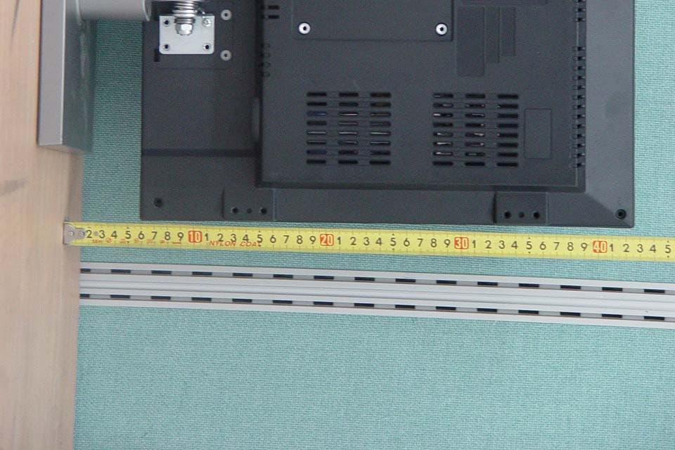17" TFT LCD CCTV MONITOR - FCC ID BRFLCM17BB - KTV Global Corporation (2)