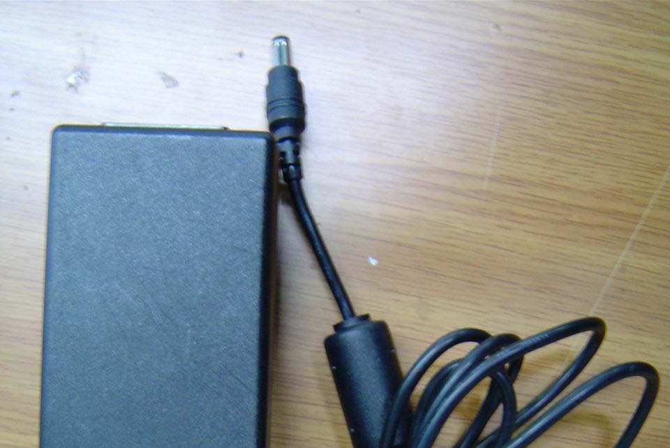 20.1" LCD TV Receiver - FCC ID BRFLT201CB - KTV Global Corporation (4)
