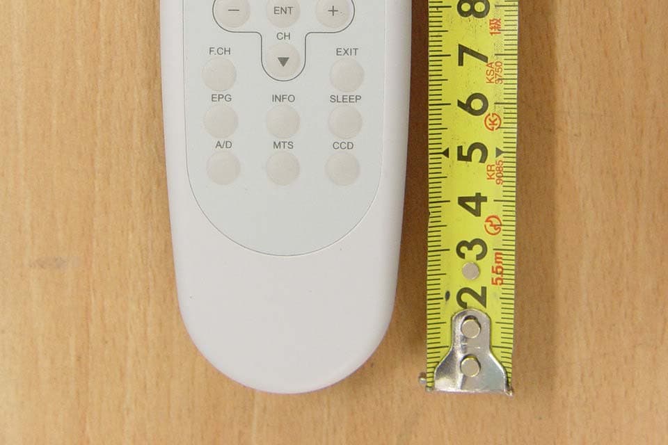 RF REMOTE CONTROL TRANSMITTER - FCC ID BRFRNW3000 - KTV Global Corporation (3)