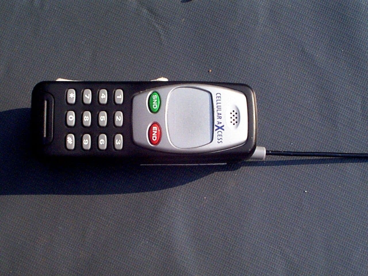 2 Way Walkie Talkie - FCC ID BSYWT-113 - GMT Industrial Ltd