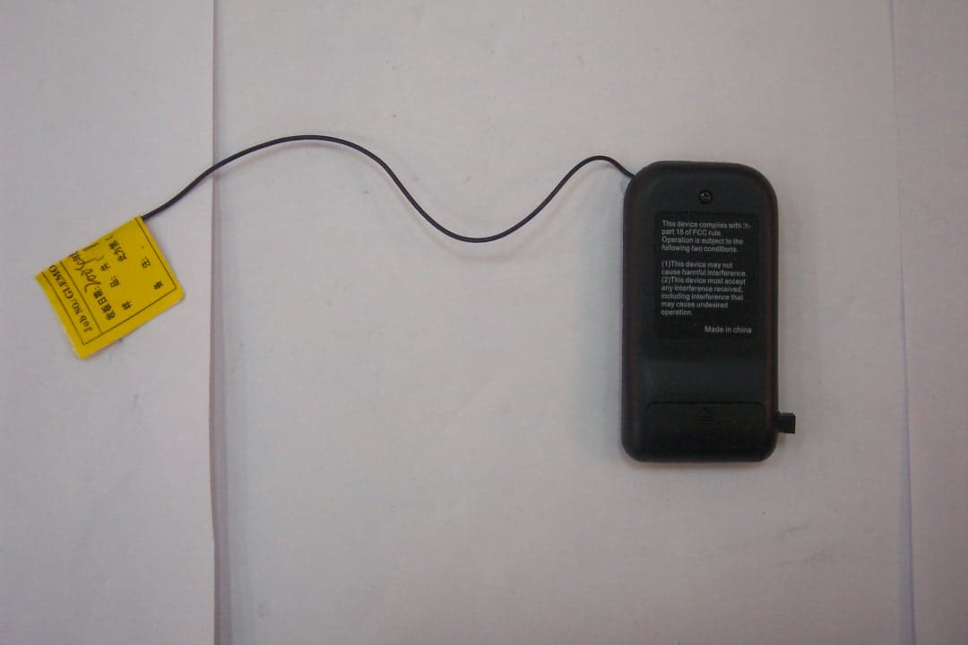 Remote Control Toy Transmitter - FCC ID BTQATH49M - Model Rectifier Corporation