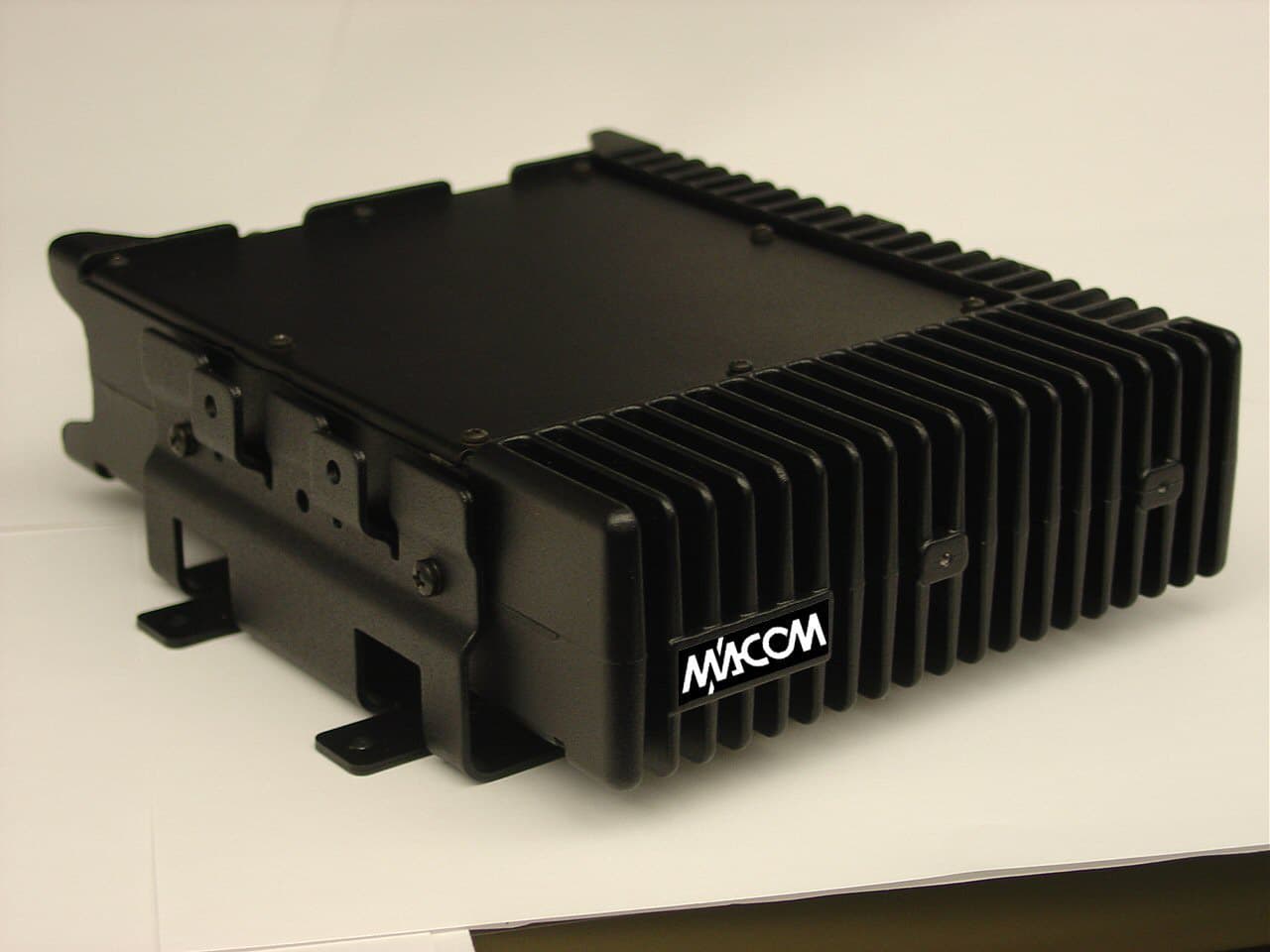 M7200 700/800 MHz Mobile Radio - FCC ID BV8M7200 - Harris Corporation (2)