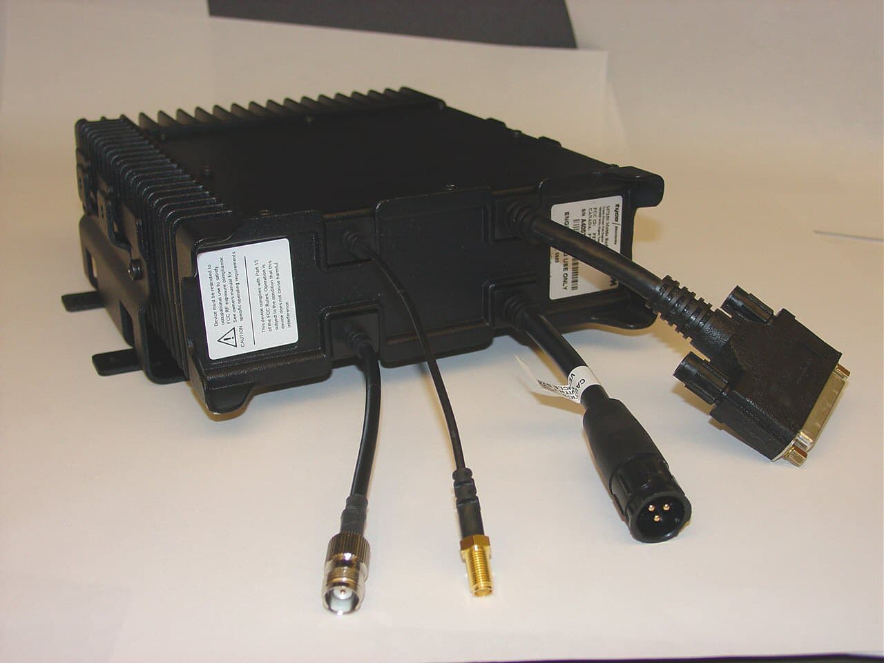 M7200 700/800 MHz Mobile Radio - FCC ID BV8M7200 - Harris Corporation (1)