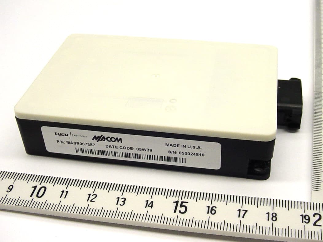 UWB Automotive Radar Module - FCC ID BV8SRS24 - Harris Corporation