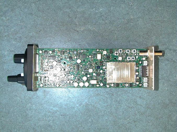 VHF/AM COM Transceiver FSG 2T - FCC ID BVYFSG2T - f.u.n.k.e. AVIONICS GmbH (2)