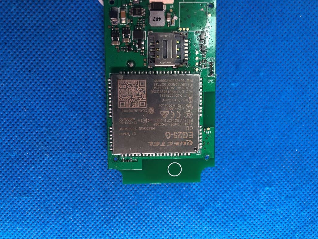 GPS Tracker - FCC ID BXTHKS1MU - Kaga Electronics Co.,Ltd (2)