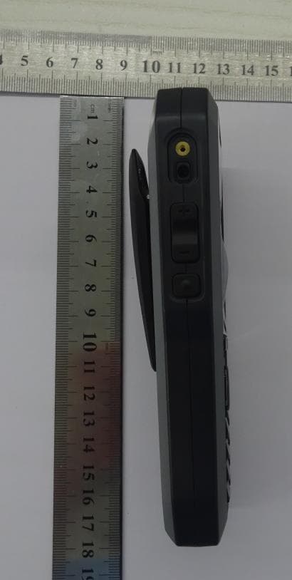 DECT Handset with Bluetooth and BLE - FCC ID BXZDH8 - Ascom (Sweden) AB (4)