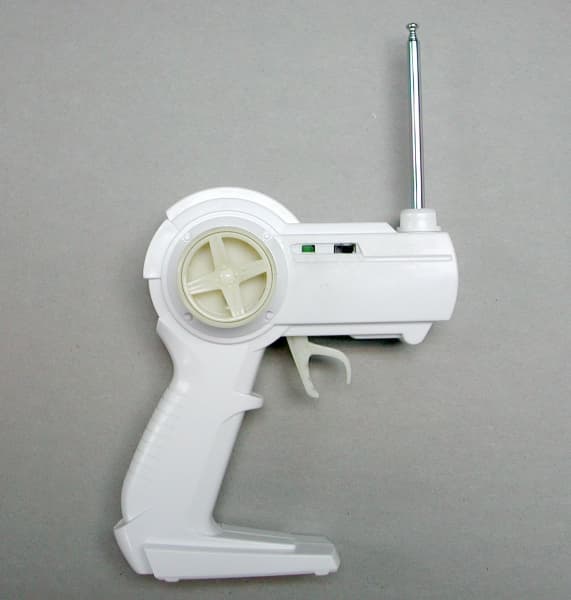 26.96-27.28 MHz Wireless R/C Toy - TX - FCC ID BY34204-27SH - Scientific Toys Ltd (2)