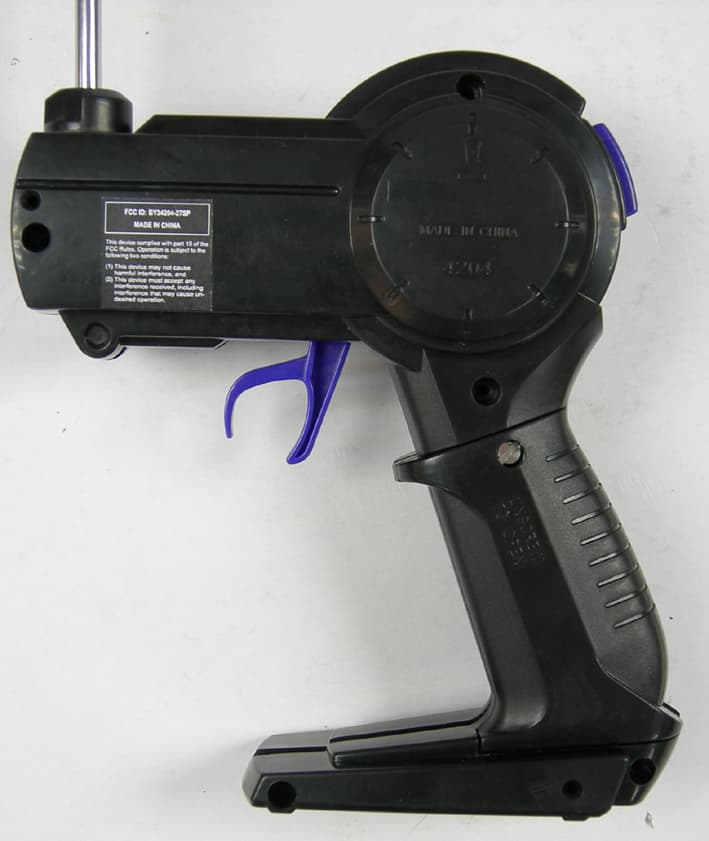 REMOTE CONTROL TRANSMITTER - FCC ID BY34204-27SP - Scientific Toys Ltd