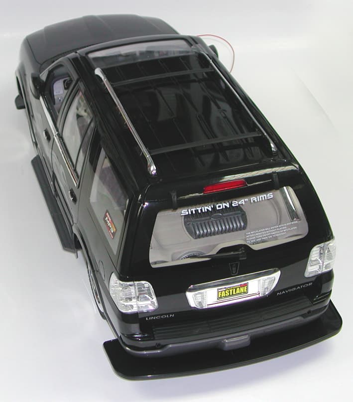 MP3 inside 27 MHz Wireless R/C Toy - RX - FCC ID BY34264-27MP - Scientific Toys Ltd