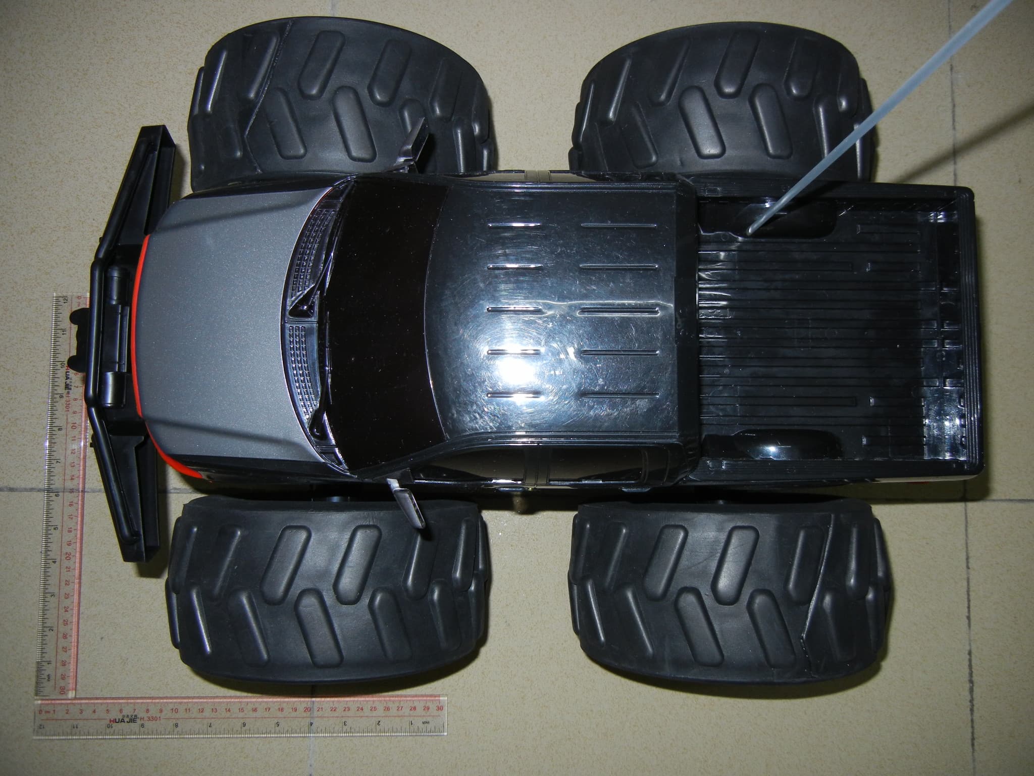 49.82-49.90 MHz WIRELESS REMOTE CONTROL TOY-RX - FCC ID BY34916-49PA - Scientific Toys Ltd
