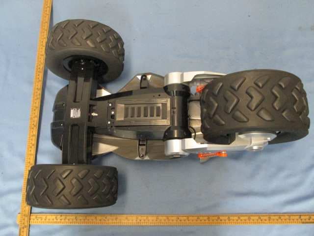 R/C VEHICLE - FCC ID BY35102-24GR - Scientific Toys Ltd (3)
