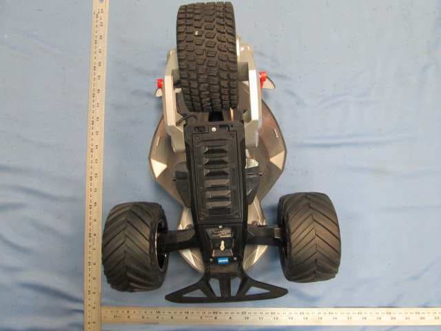 R/C Car - FCC ID BY39713-49R - Scientific Toys Ltd (4)