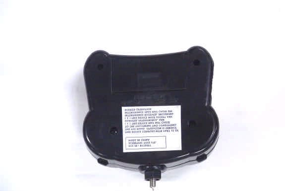 49MHz Wireless Remote Control Toy - Transmitter - FCC ID BY3E897 - Scientific Toys Ltd (2)